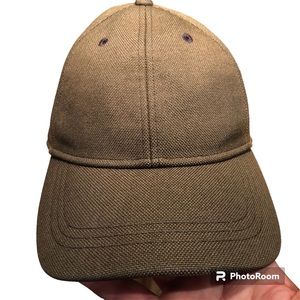 Lululemon twill ball cap. Brown canvas feel. Adjustable size.